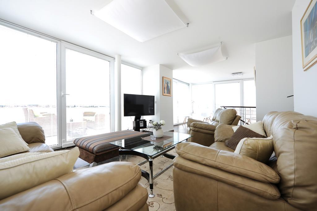 Sunset Penthouse Apartment With Jacuzzi And Seaview Zadar Eksteriør billede