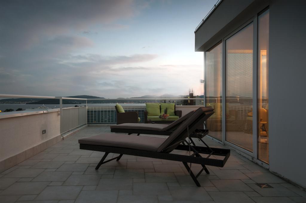 Sunset Penthouse Apartment With Jacuzzi And Seaview Zadar Eksteriør billede