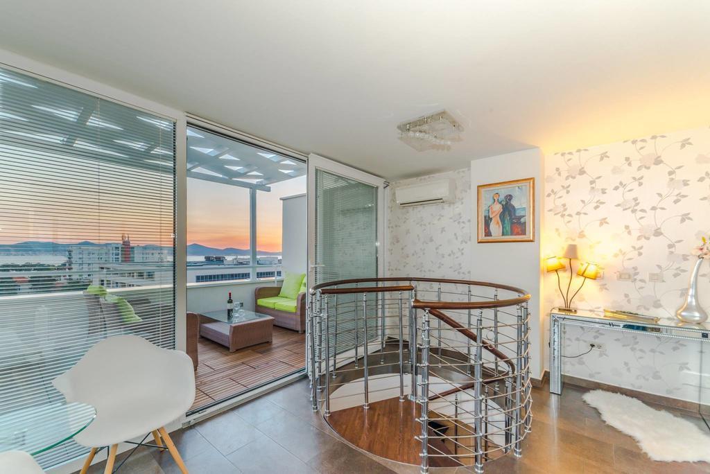 Sunset Penthouse Apartment With Jacuzzi And Seaview Zadar Eksteriør billede