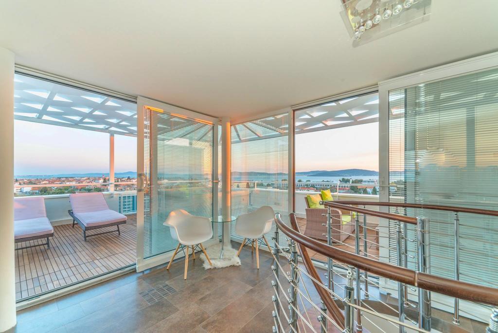 Sunset Penthouse Apartment With Jacuzzi And Seaview Zadar Eksteriør billede