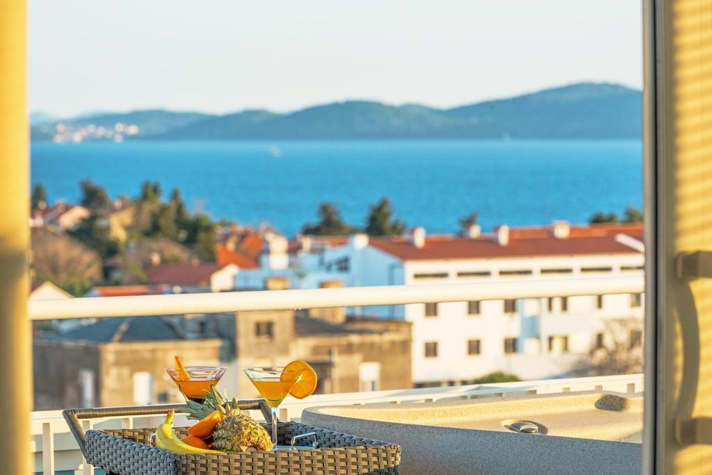 Sunset Penthouse Apartment With Jacuzzi And Seaview Zadar Eksteriør billede