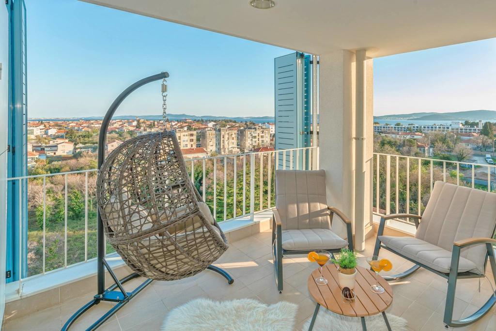 Sunset Penthouse Apartment With Jacuzzi And Seaview Zadar Eksteriør billede